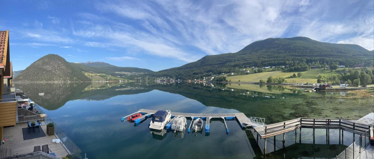 Nedre Amla Fjord Apartment Kaupanger Eksteriør billede